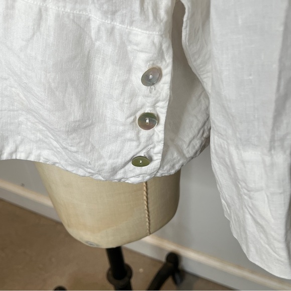 Bryn Walker white Artist Light Linen Round Neck Long Sleeve Shirt - Picture 4 of 7